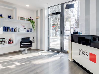 I Migliori 7 Parrucchieri A Bergamo Aperti Di Lunedi Prezzi Orari E Recensioni Aggiornamento Ottobre 2021 Uala